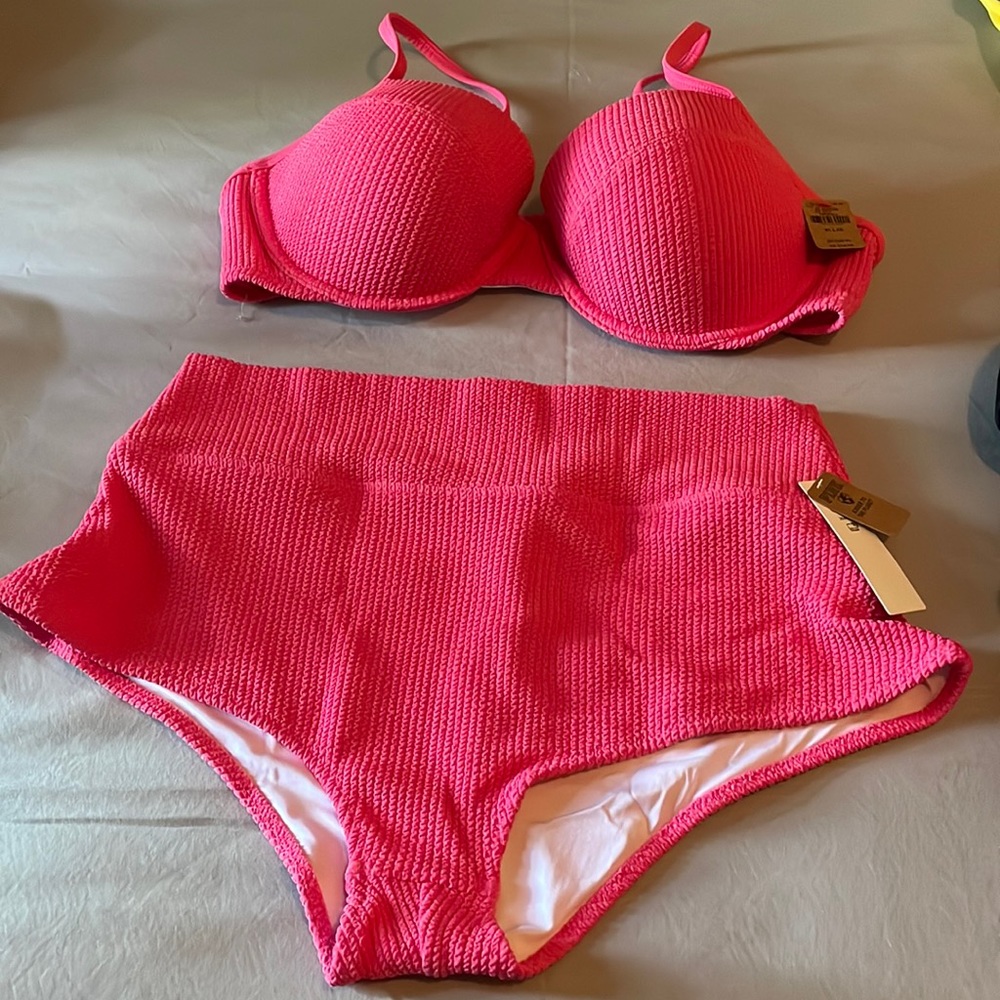 NWT Victoria Secret high waisted 👙